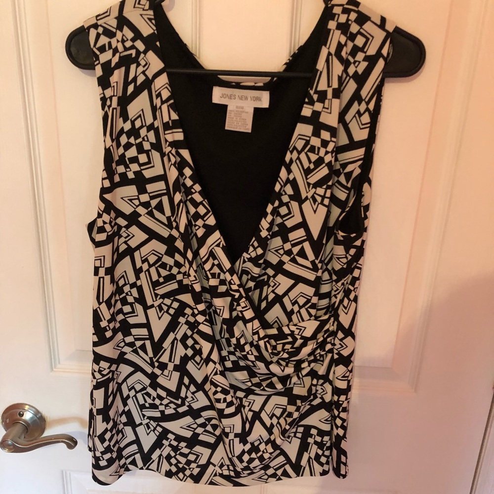 Jones New York size XL dressy tank blouse